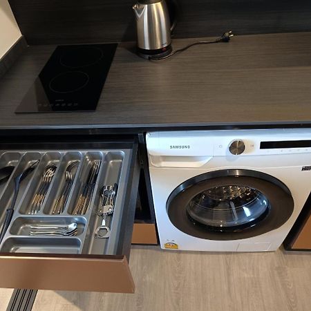Downtown Chic Condo Rooftop Pool #En797 Патая Екстериор снимка