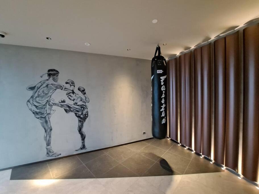 Downtown Chic Condo Rooftop Pool #En797 Патая Екстериор снимка