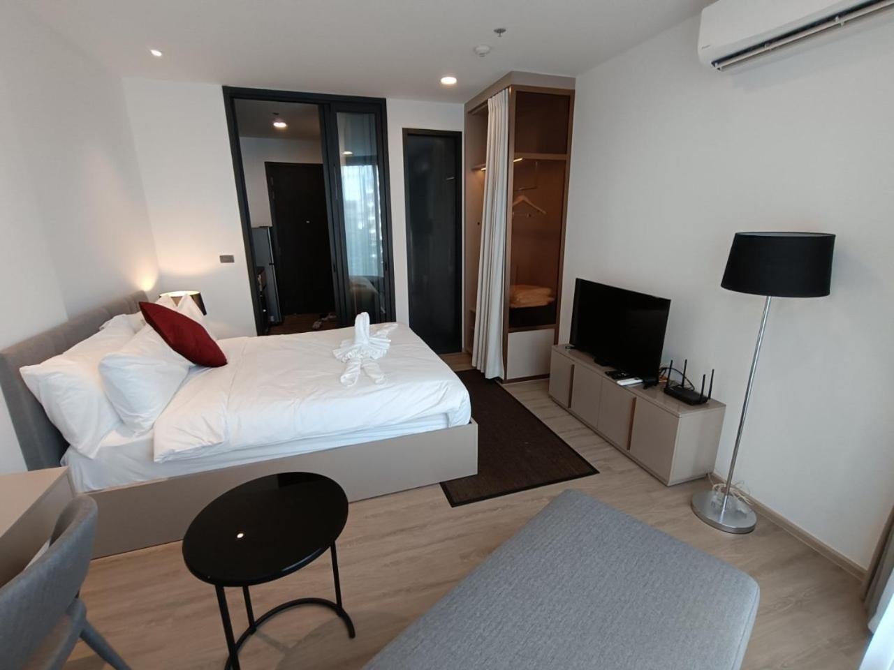 Downtown Chic Condo Rooftop Pool #En797 Патая Екстериор снимка