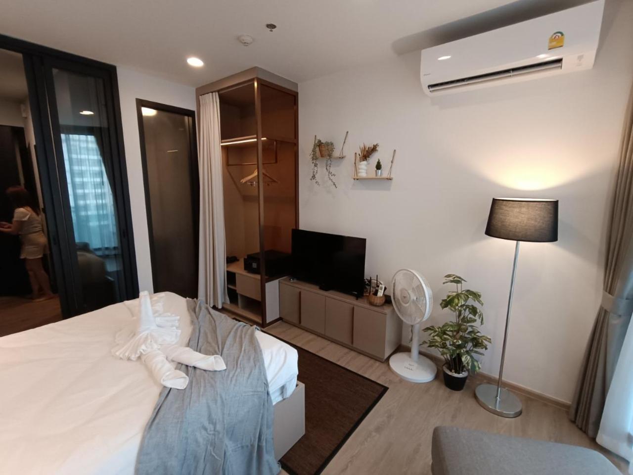 Downtown Chic Condo Rooftop Pool #En797 Патая Екстериор снимка