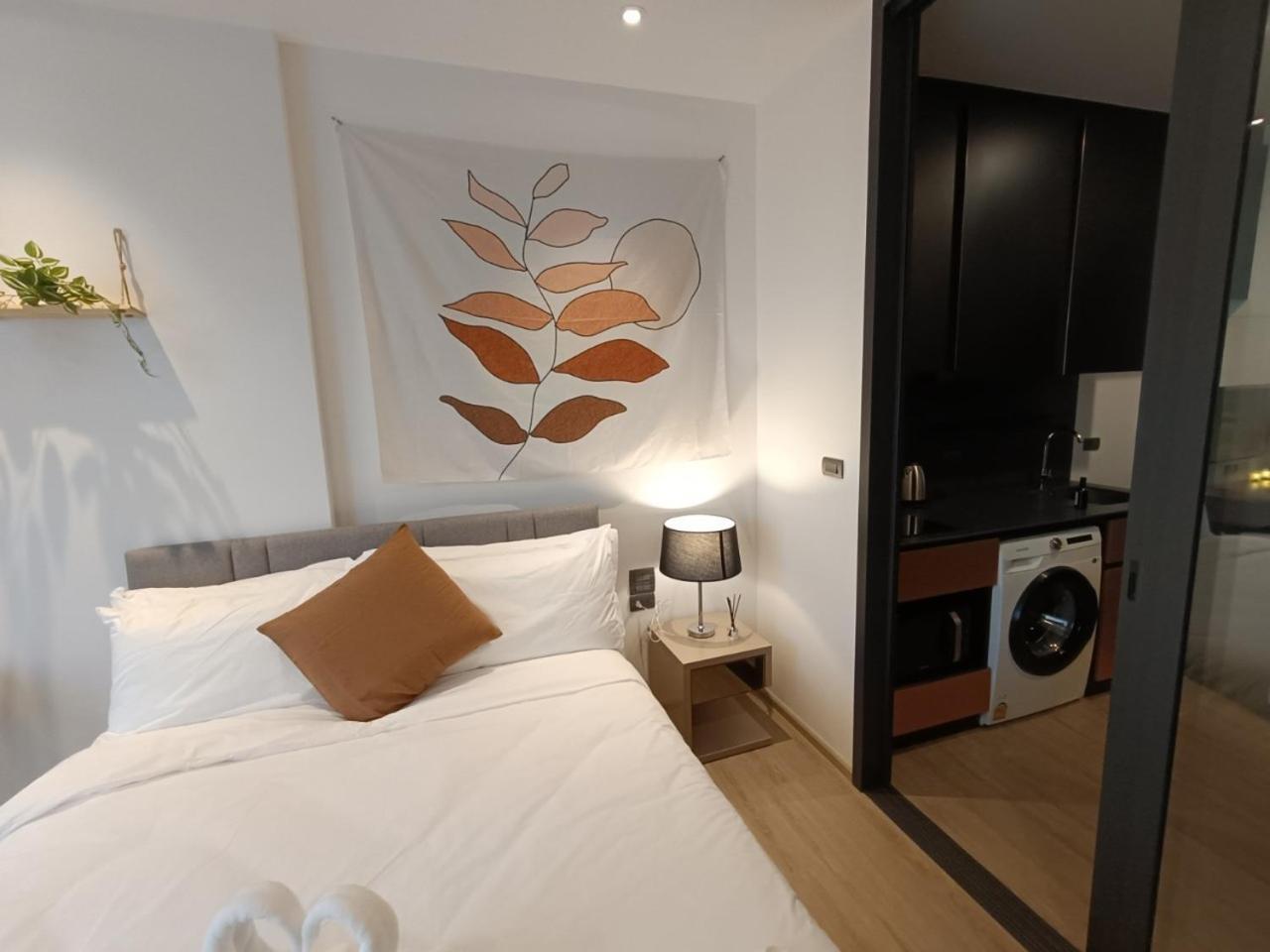 Downtown Chic Condo Rooftop Pool #En797 Патая Екстериор снимка