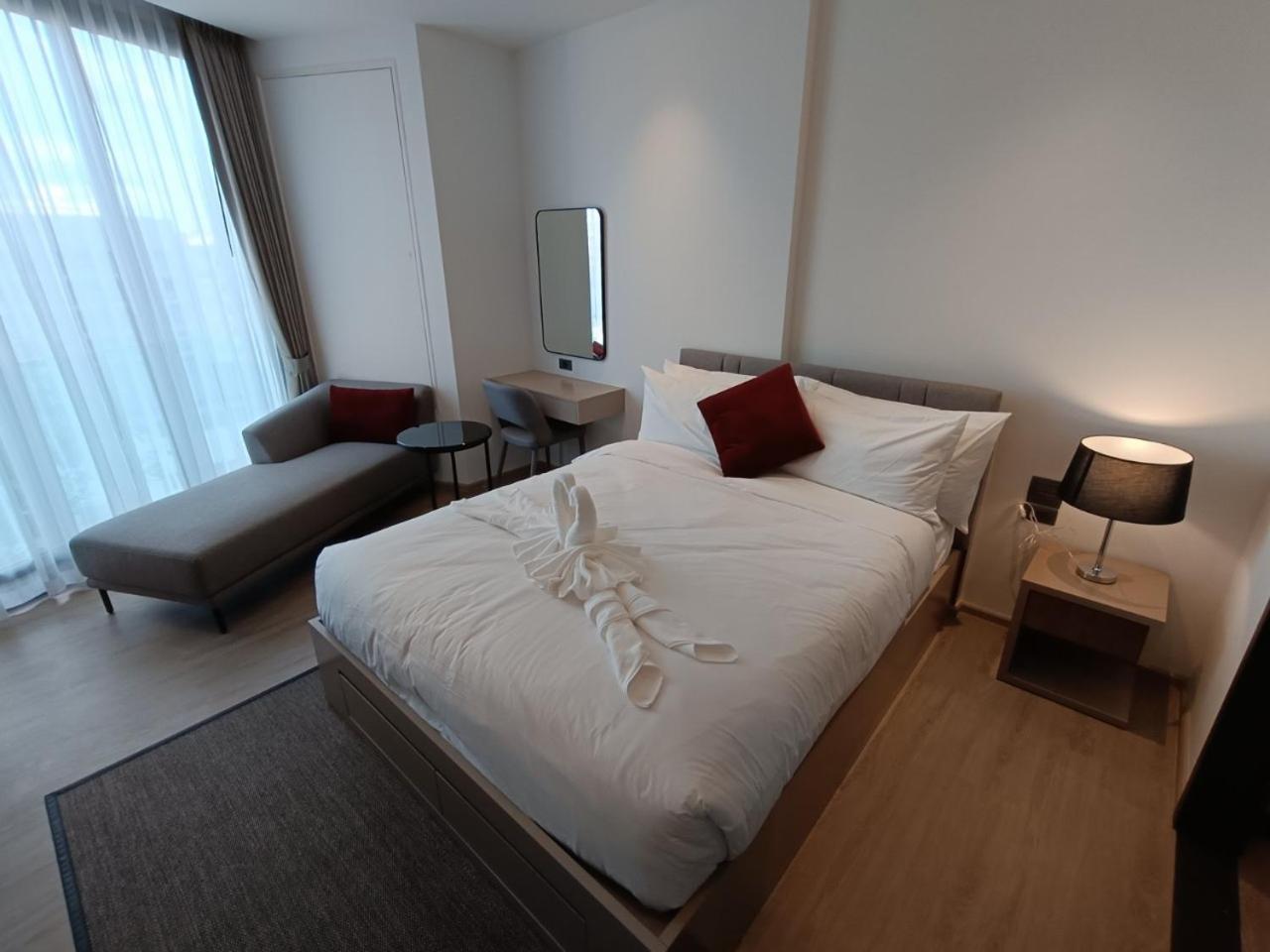 Downtown Chic Condo Rooftop Pool #En797 Патая Екстериор снимка