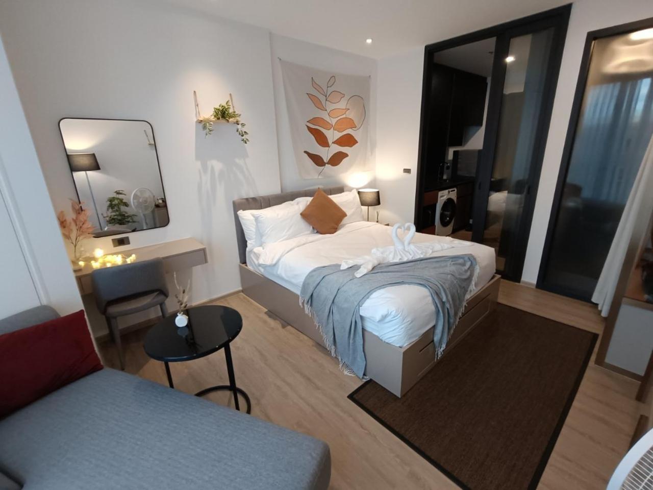 Downtown Chic Condo Rooftop Pool #En797 Патая Екстериор снимка